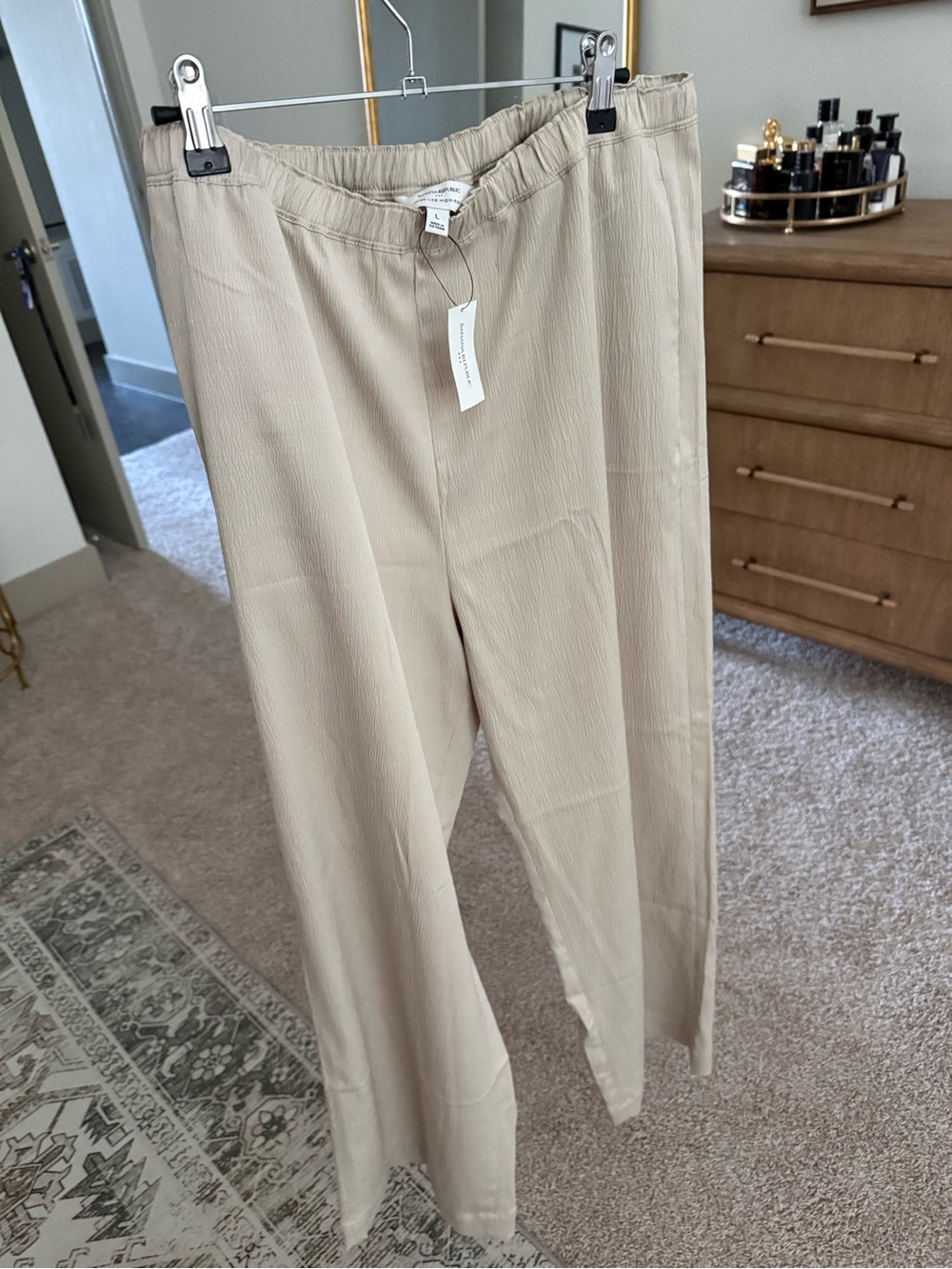 Banana Republic WIDE-LEG HIGH-RISE CRINKLE SATIN PULL-ON PANT Natural Stone NWT